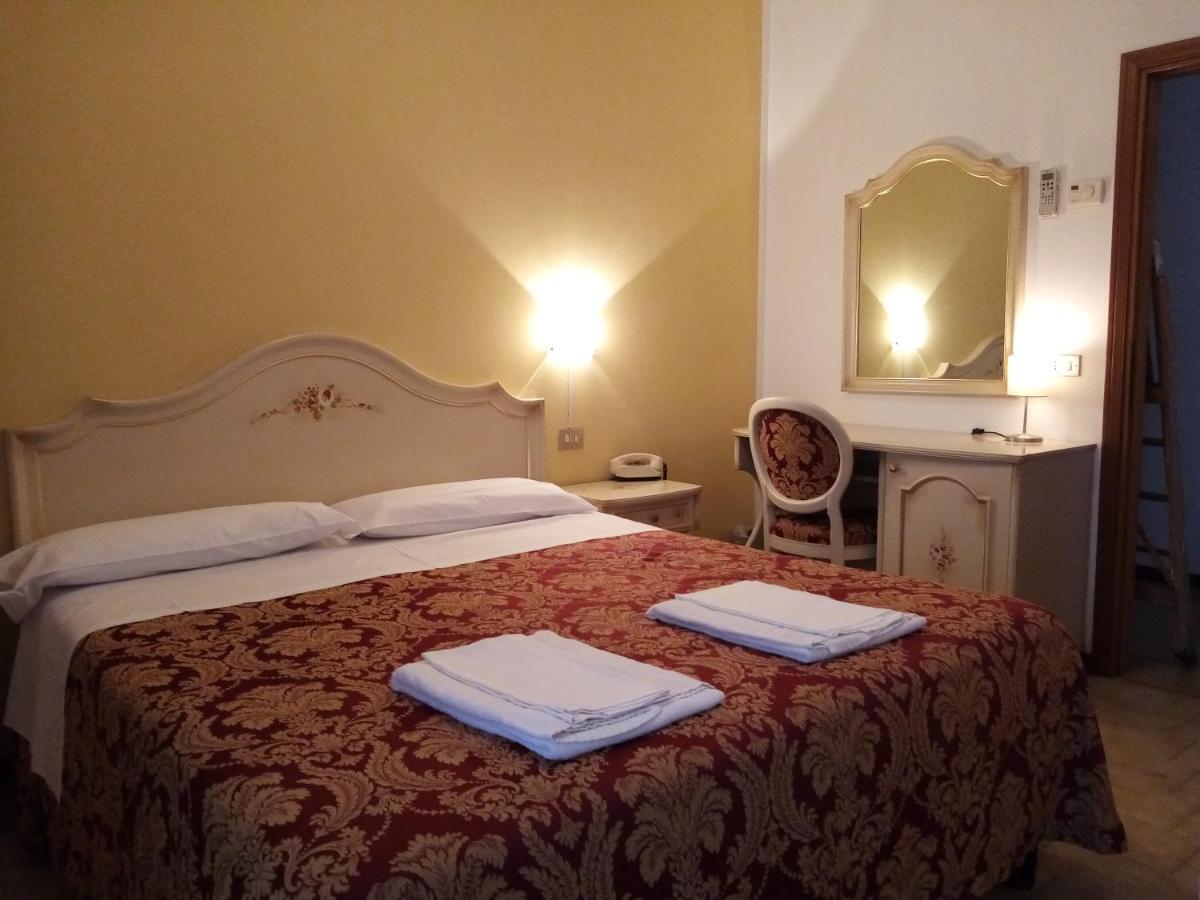 Hotel Gasperoni San Marino Kültér fotó
